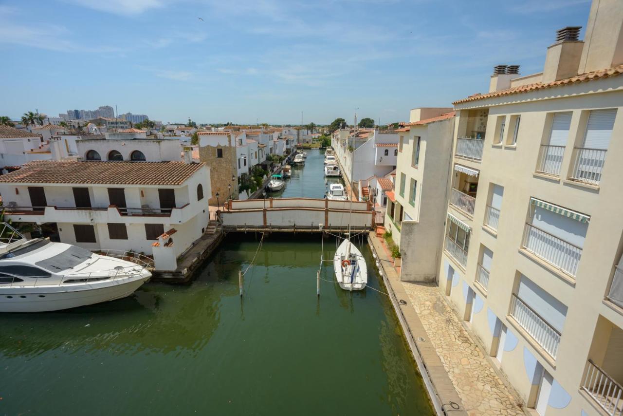 Vila Casa Cartago Empuriabrava Exteriér fotografie