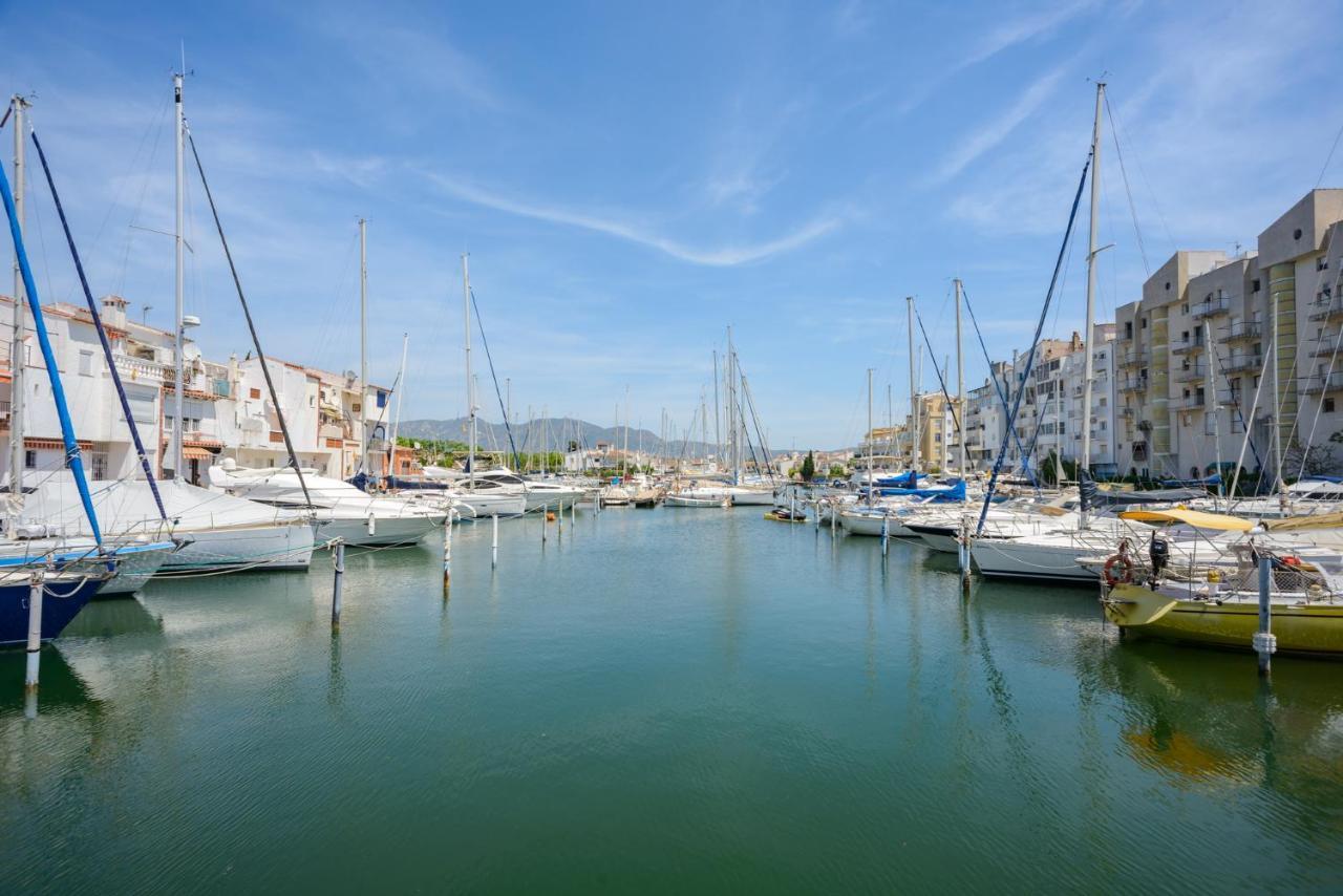 Vila Casa Cartago Empuriabrava Exteriér fotografie